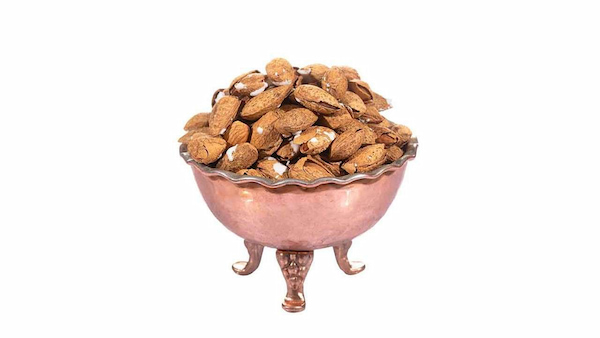 تصویر 5 از قیمت خرید بادام منقا شور + فروش ویژه